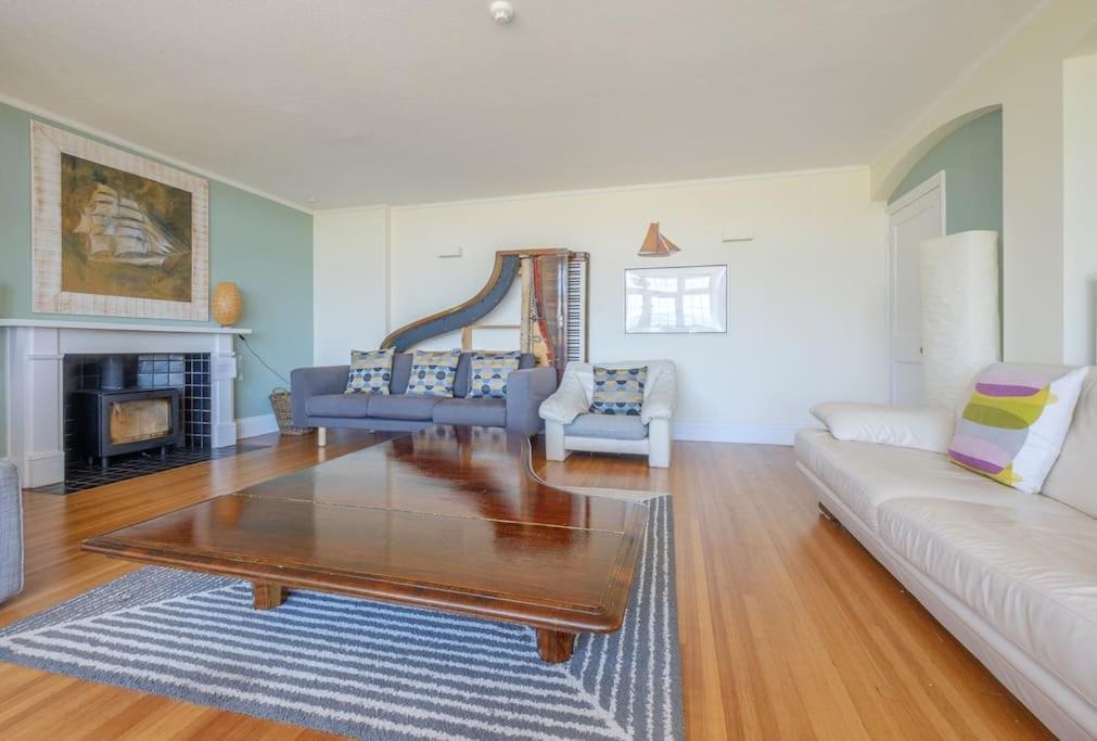 The Beach House-Devon- On The Beach- Sleeps 20 Villa Exmouth Ngoại thất bức ảnh